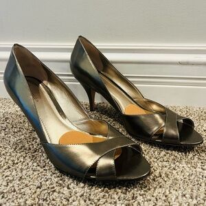 Elegant Metallic brushed Gold Peep-Toe Heels from Ann Taylor-holiday outfit!